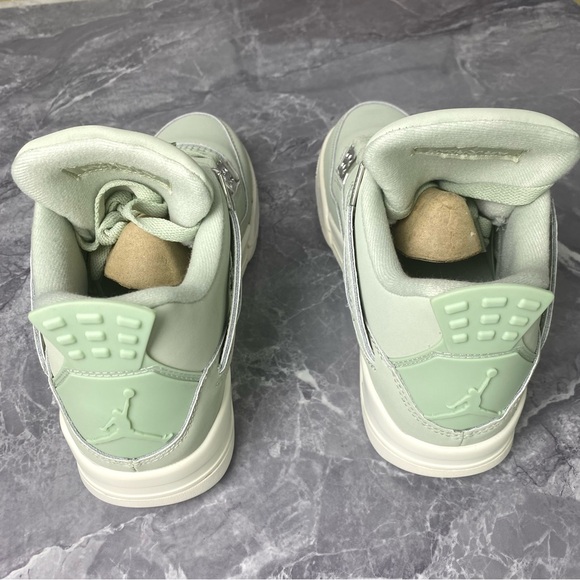 Air Jordan 4 Retro Abundance/ Sea-foam -Mint Green Sneakers Shoes Size 10.5W /9M - Picture 7 of 8